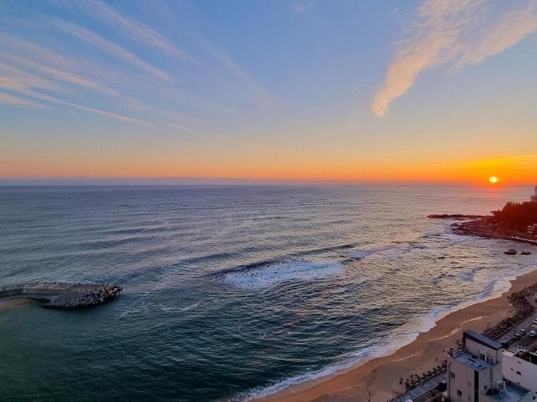 Sokcho Summitbay 1807 "Ocean View" Apart otel Dış mekan fotoğraf